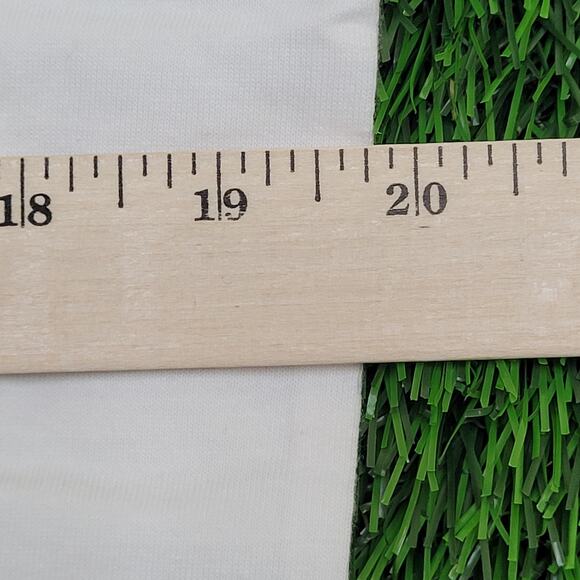 Sanrio Hello-Kitty Shirt Womens Large 20x25 Embroidered Logo - Picture 9 of 14